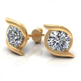 Captivating 0.25CT Round Cut Diamond Stud Earrings in 14KT Yellow Gold