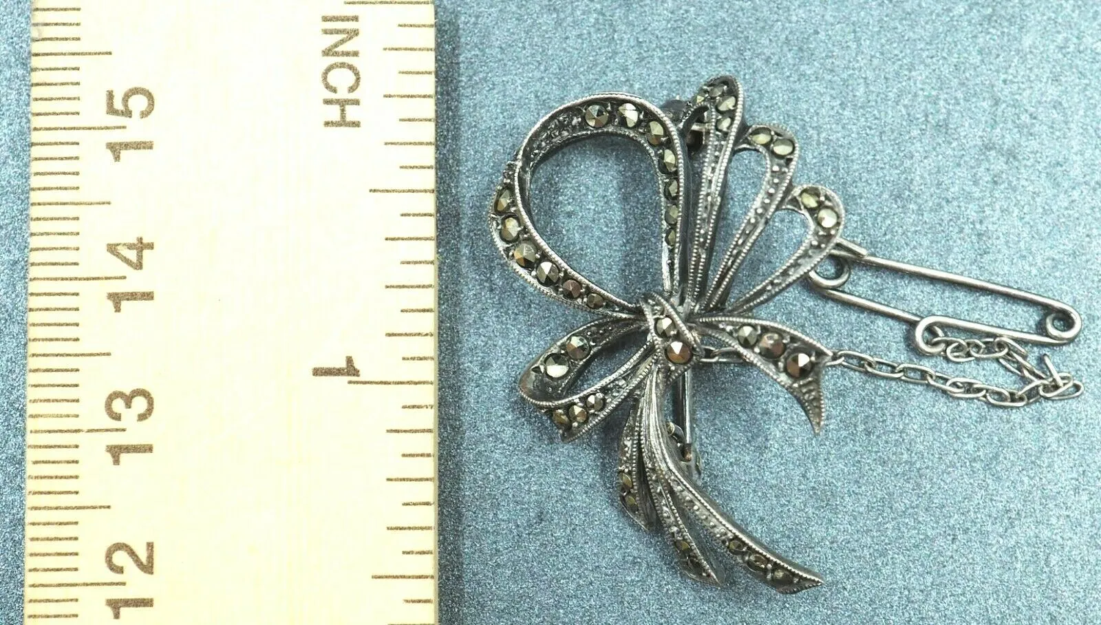 Marcasite 925 Sterling Silver  Brooch with Safety Chain